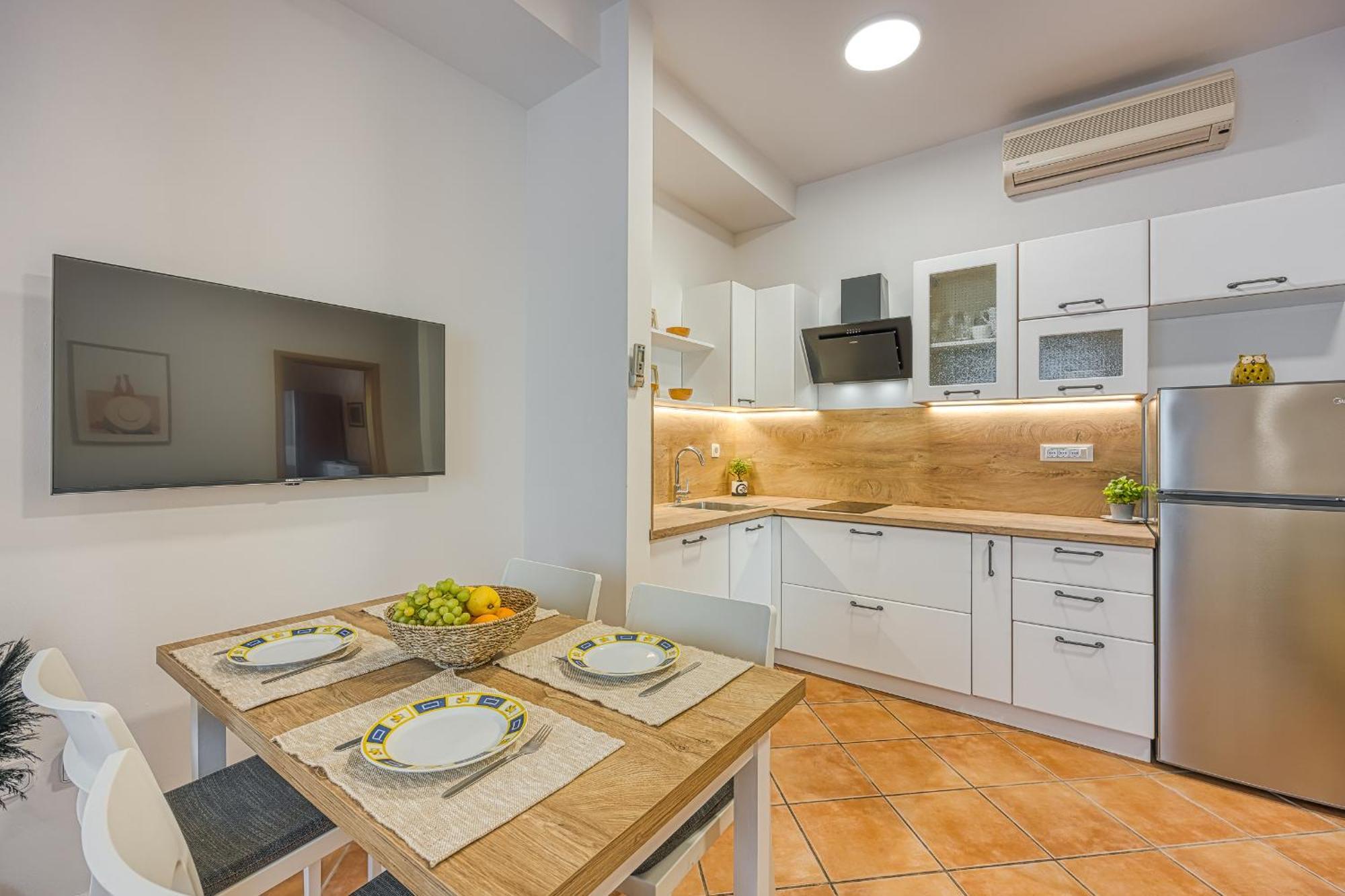 Casa Mareva Hotel Porec Room photo